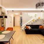 Zinhouse Wojakowa * Wojakowa (Brzesko)