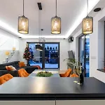 Zinhouse Wojakowa * Wojakowa (Brzesko)